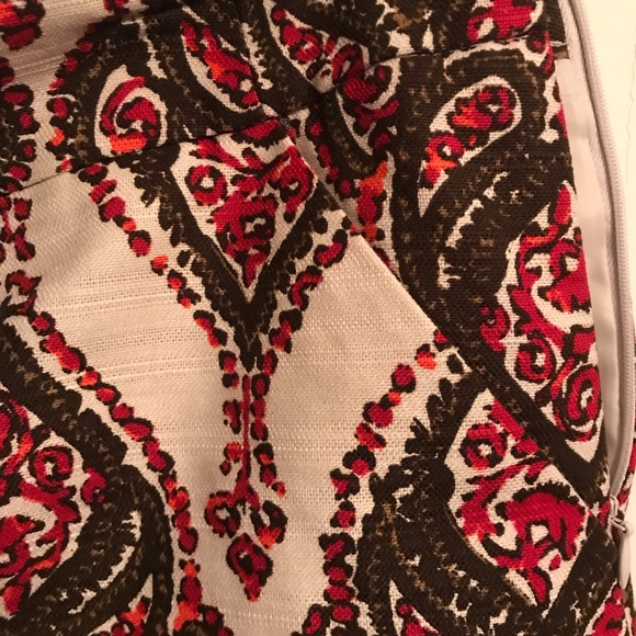 Skirt with pockets - Picture 3 of 3